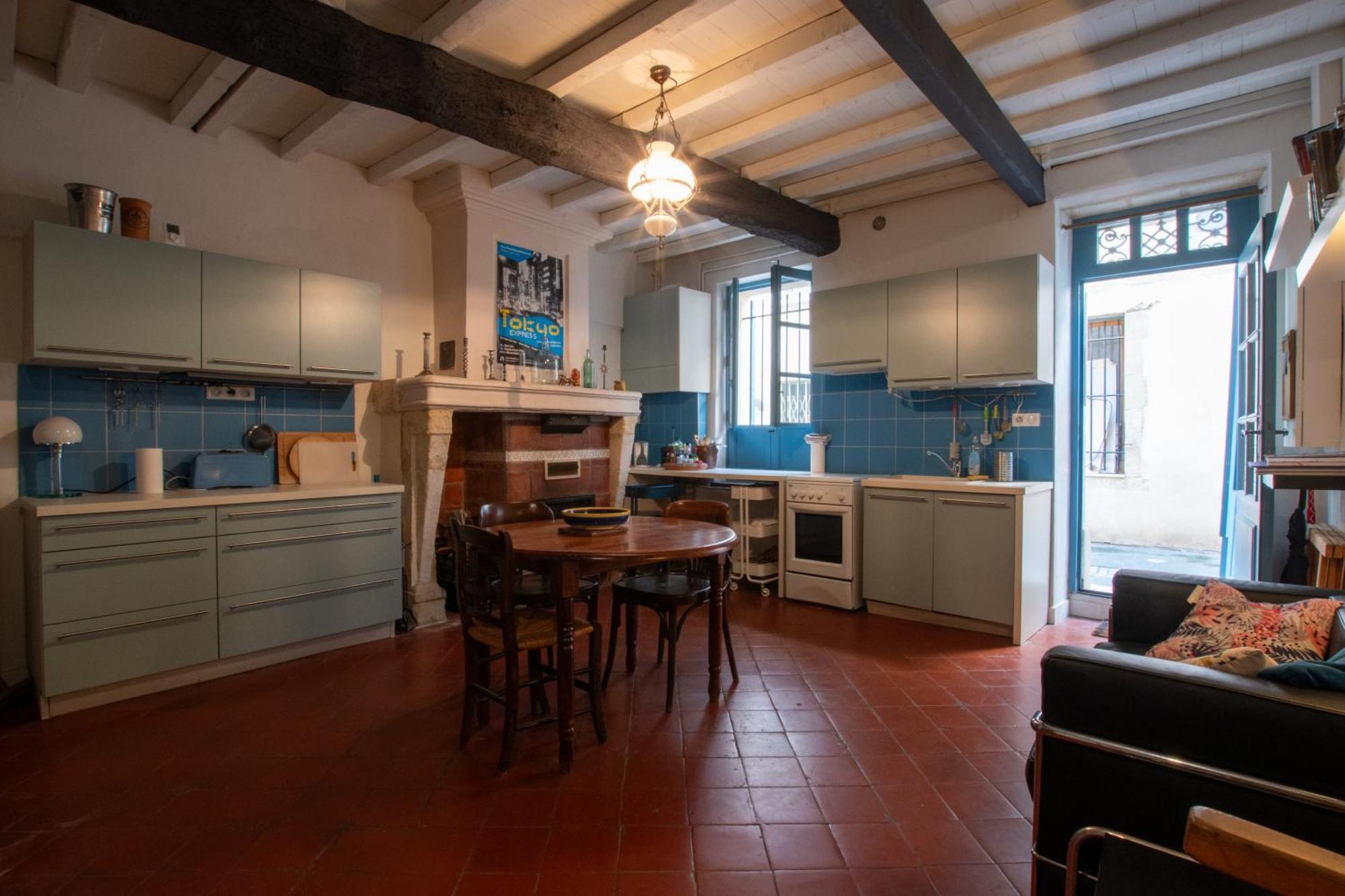 Ecrivain - Maison Avec Terrasse Арль Экстерьер фото